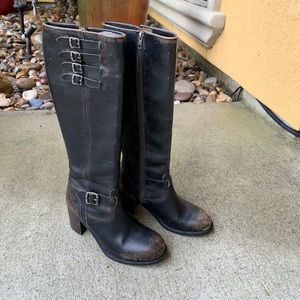 *** SOLD ***** Frye Distressed buckle boots